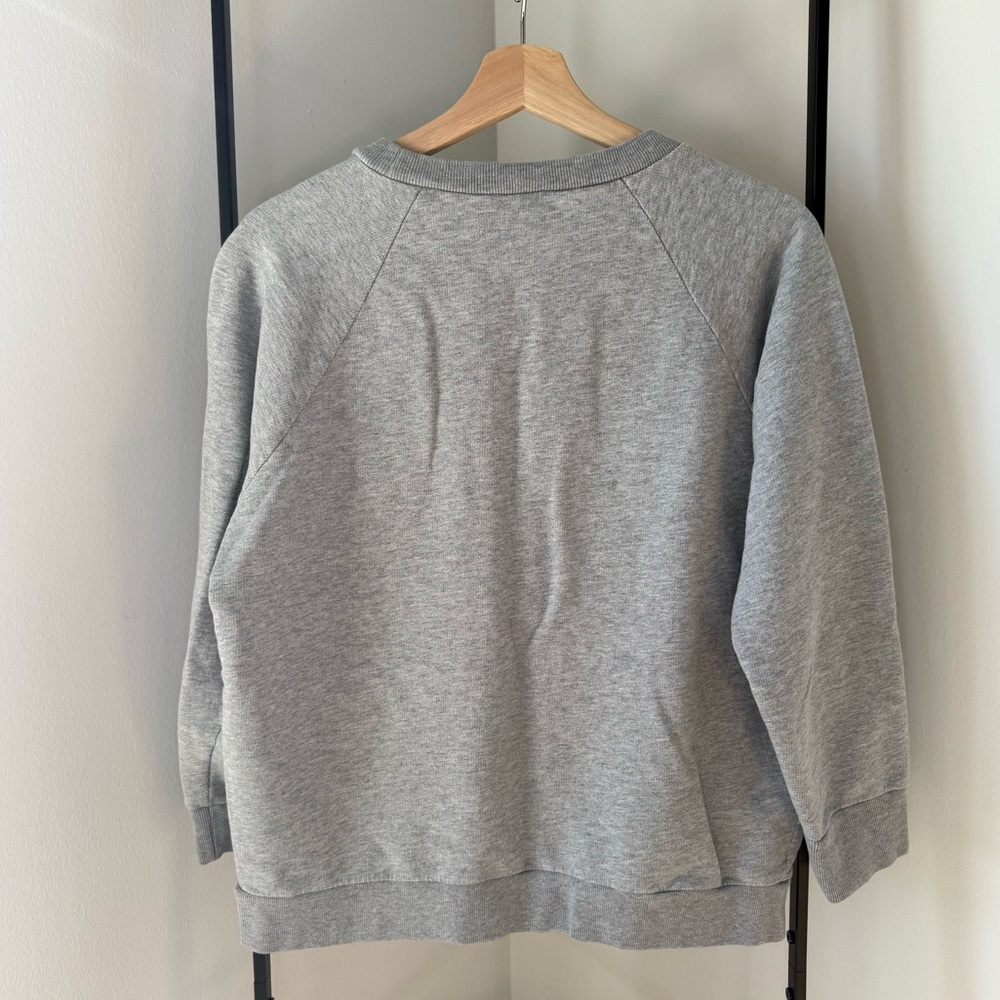 EUC Women’s J Crew Gray Brooklyn Sweater, size L - Picture 4 of 4